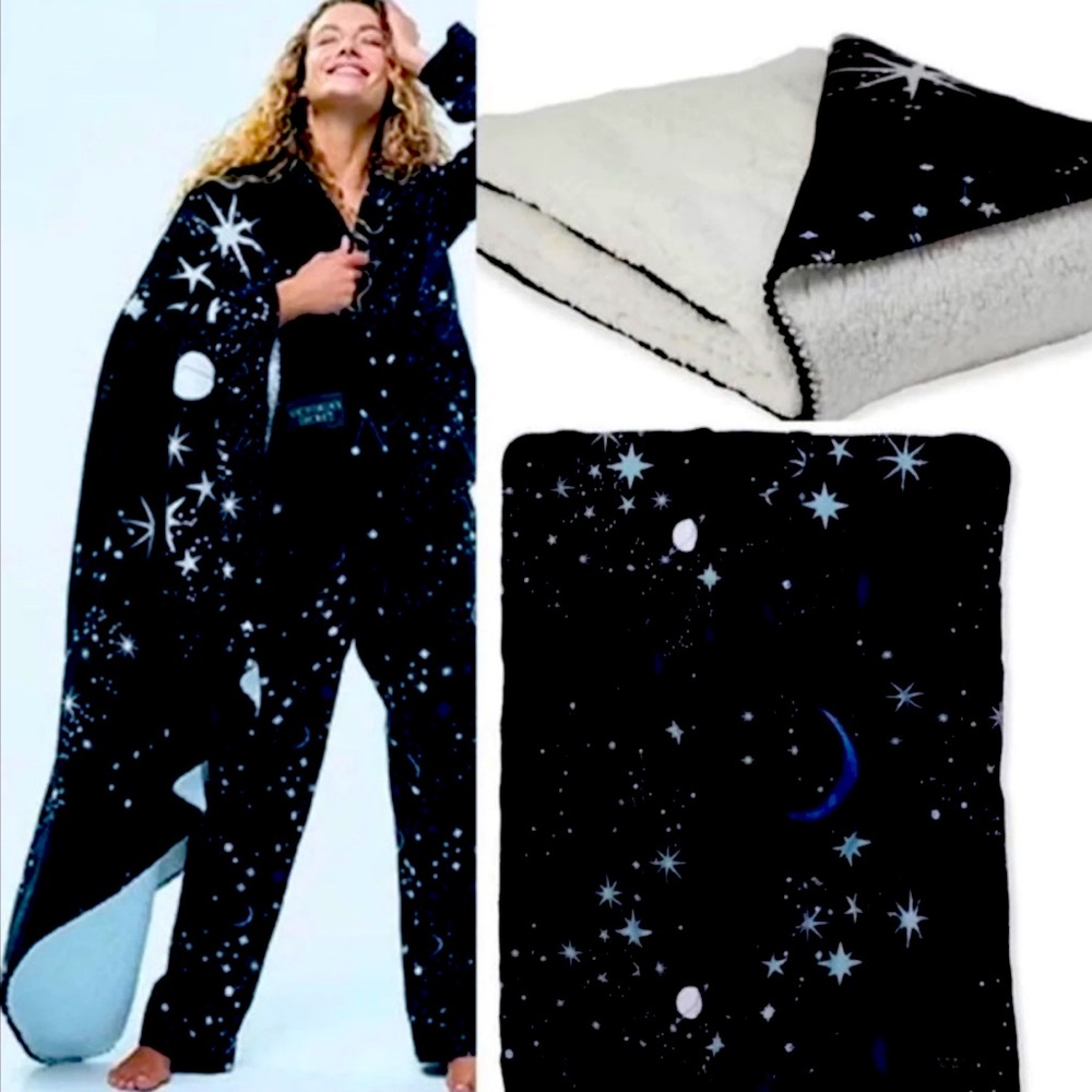 Victoria’s Secret Sherpa Blanket Starry Night / Moon Star Galaxy Print